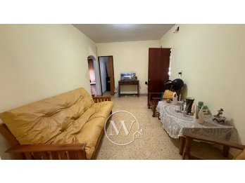 CASA DE 3 DORM EN ZONA GAZZANO, APTA CREDITO HIPOTECARIO.