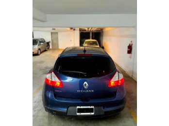 RENAULT MEGANE III 2.0 PRIVILEGE AÑO 2.012