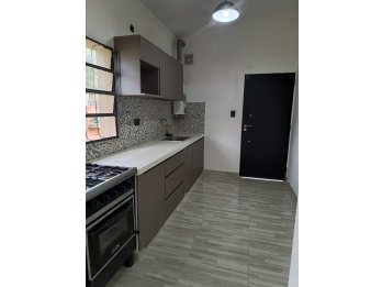 Venta impecable casa gazzano
