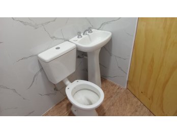 Excelente LOCAL COMERCIAL en ALQUILER en Paraná E.R