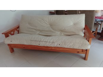Futón Futon. Poco uso. Sillón excelente calidad.