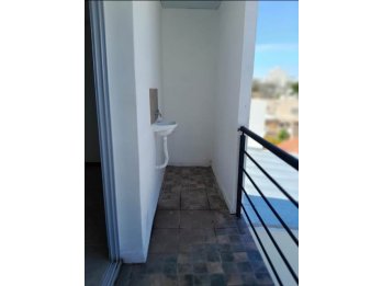 VENDO MONOAMBIENTE, LAPRIDA PARANA