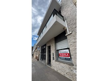 ¡Alquiler comercial! Corrientes 572 | Propiedad en PB