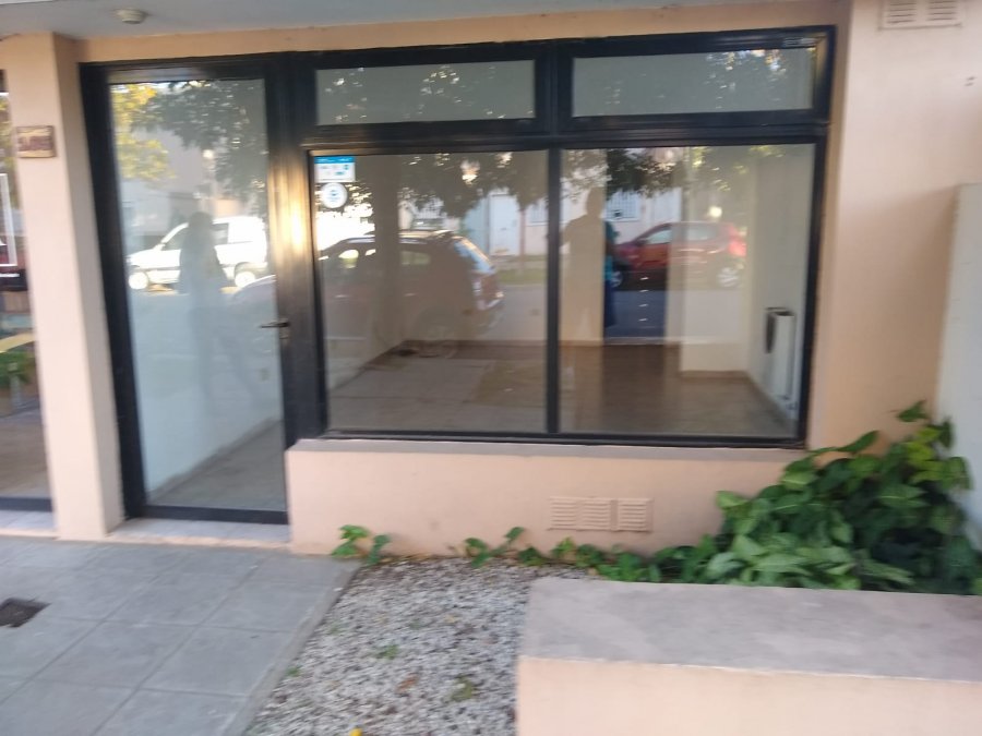 PARTICULAR ALQUILA LOCAL COMERCIAL EN ORO VERDE