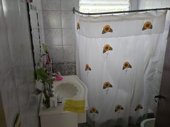 Casa en Oro Verde de 3 dormitorios con patio y cochera