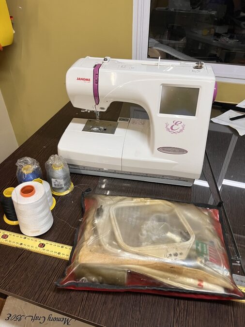 MAQUINA BORDADORA JANOME 350e -EN SU CAJA