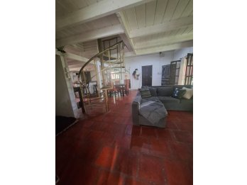 VENDO CASA QUINTA CON DOS CASAS Y QUINCHO