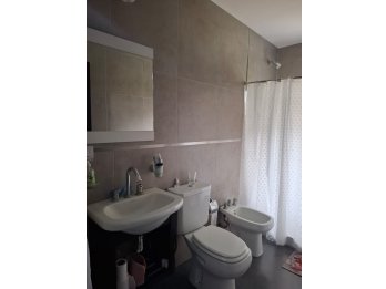 VENDO CASA QUINTA CON DOS CASAS Y QUINCHO