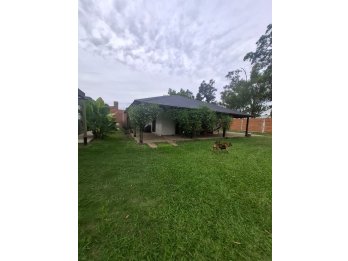 VENDO CASA QUINTA CON DOS CASAS Y QUINCHO