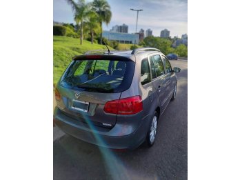 VOLKSWAGEN SURAN 1.6 TRENDLINE M/T AÑO 2.011