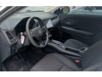 Honda HR-V       /      2016