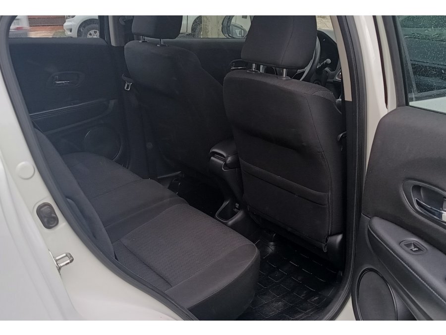 Honda HR-V       /      2016