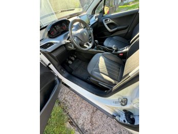 PEUGEOT 2008 1.6 FELINE L/22 M/T AÑO 2.023