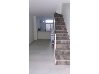 Duplex a Estrenar,Cochera,zona Centro,Montevideo.