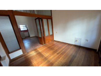 VENTA COMODA CASA 4 DORMITORIOS ZONA BOULEVARES !!!