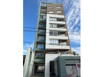 DPTO. de 1 dormitorio con cochera