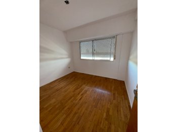 DPTO. de 1 dormitorio con cochera