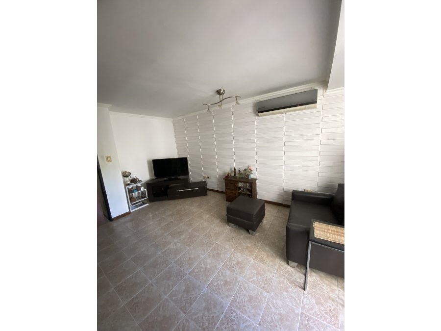 VENDO CASA +  DEPARTAMENTO CALLE CURA ARIAS MONTIEL