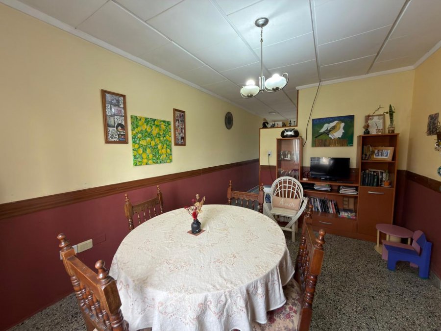 EN VENTA COMODA CASA 3 DORM - LISTA PARA MUDARTE !!!