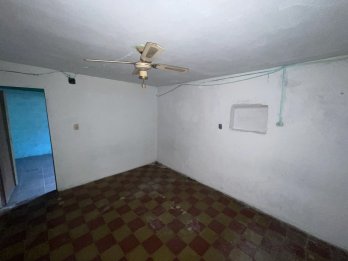 Casa en venta con gran terreno y potencial de renta – Zona B
