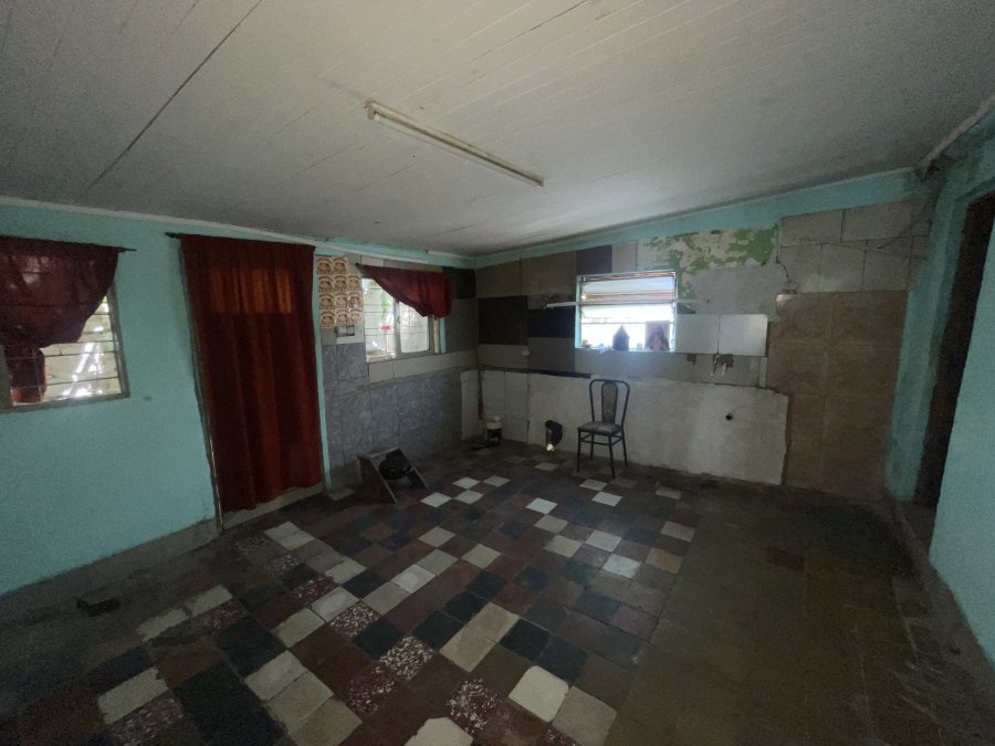 Casa en venta con gran terreno y potencial de renta – Zona B