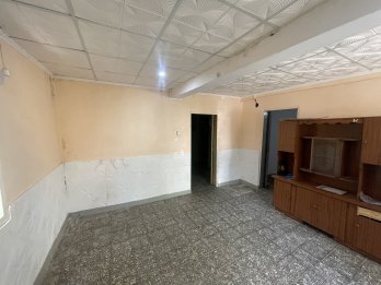 Casa en venta con gran terreno y potencial de renta – Zona B