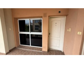 SE ALQUILA DEPTO 1 DORM C/ BALCON EN CALLE GUALEGUAYCHÚ.