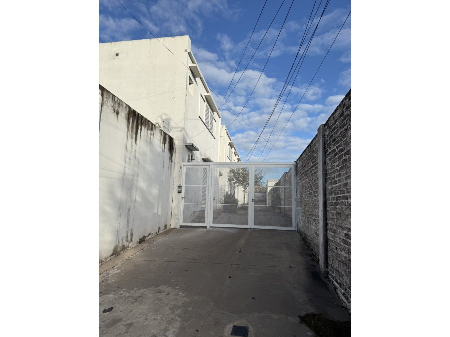 Hermoso duplex zona Sudamerica y Don Bosco