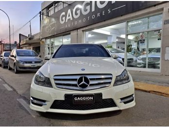 Mercedes Benz C250 CGI BlueEfficiency Avantgarde AT7
