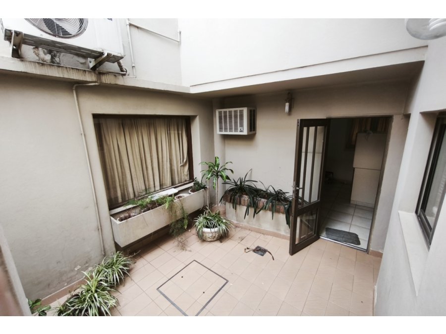VENTA - CASA C/ URQUIZA Y TUCUMAN