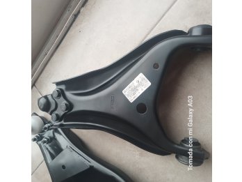 Parrilla suspensión duster/oroch