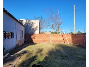 VENTA - APTA CREDITO - CASA 2 DORMITORIOS COLONIA AVELLANEDA