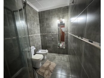 VENTA – Casa de 4 dormitorios - ZONA CENTRO