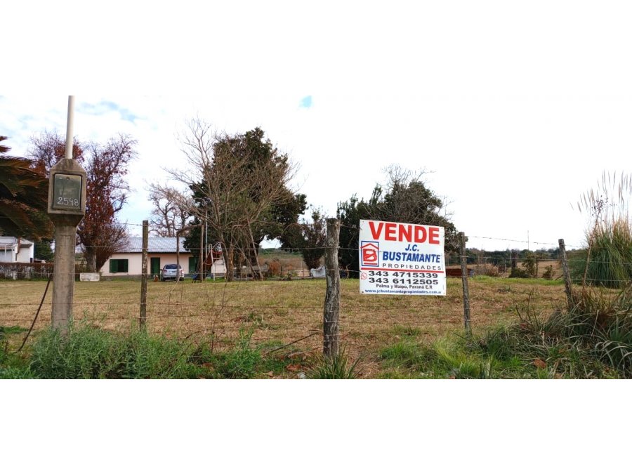 Venta casa +campo 1 ha Victoria E.R
