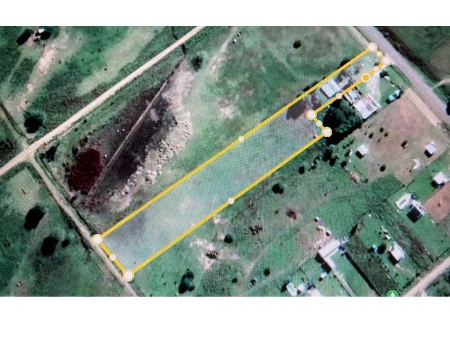 Venta casa +campo 1 ha Victoria E.R