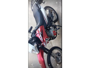 Vendo  Honda XR150L impecable