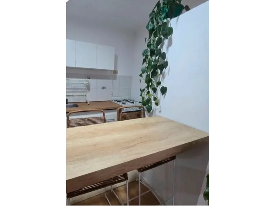 Vendo hermoso monoambiente calle De la Torre y Vera .