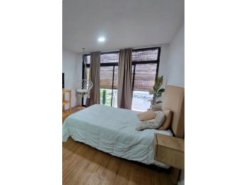 Vendo hermoso monoambiente calle De la Torre y Vera .