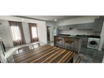 Vendo hermosa casa calle División del Litoral ( Paracao)