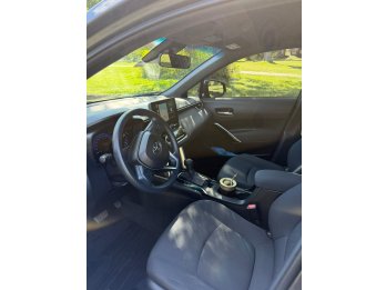 VENDO COROLLA CROSS 2025