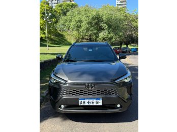 VENDO COROLLA CROSS 2025