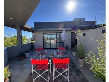 VENTA l APTO CREDITO - TRIPLEX DE 3 DORMITORIOS