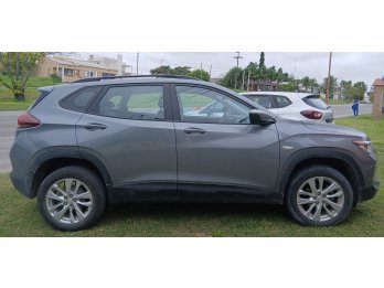 Tracker Automática 2023 con 24.000km!!!