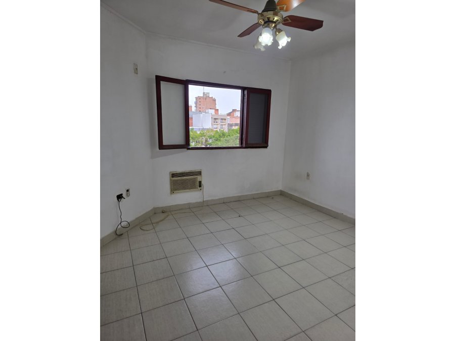 DEPARTAMENTO ANDRES PAZOS FRENTE PLAZA ALBERDI