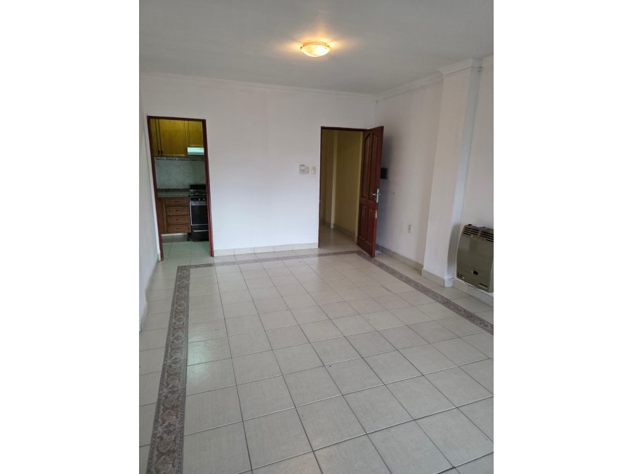 DEPARTAMENTO ANDRES PAZOS FRENTE PLAZA ALBERDI