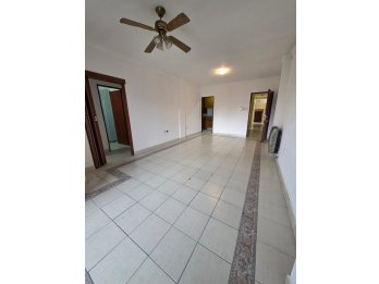 DEPARTAMENTO ANDRES PAZOS FRENTE PLAZA ALBERDI