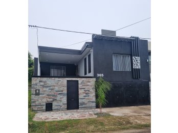 Vendo casa en zona Thompson