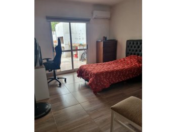 Vendo casa en zona Thompson
