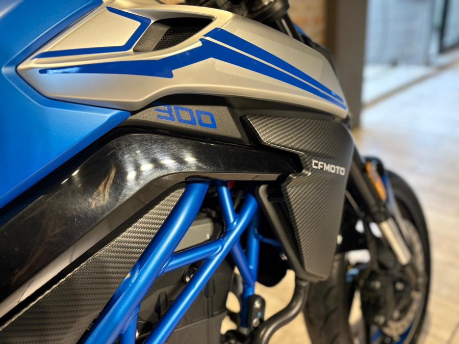 CFMOTO 300 NK. Recibo vehiculos menor y mayor valor