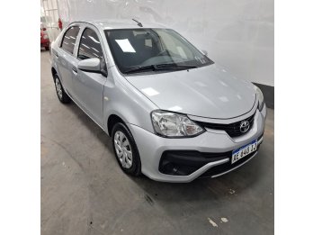 TOYOTA ETIOS X 1.5 MT – 2021 – 81000 KMS